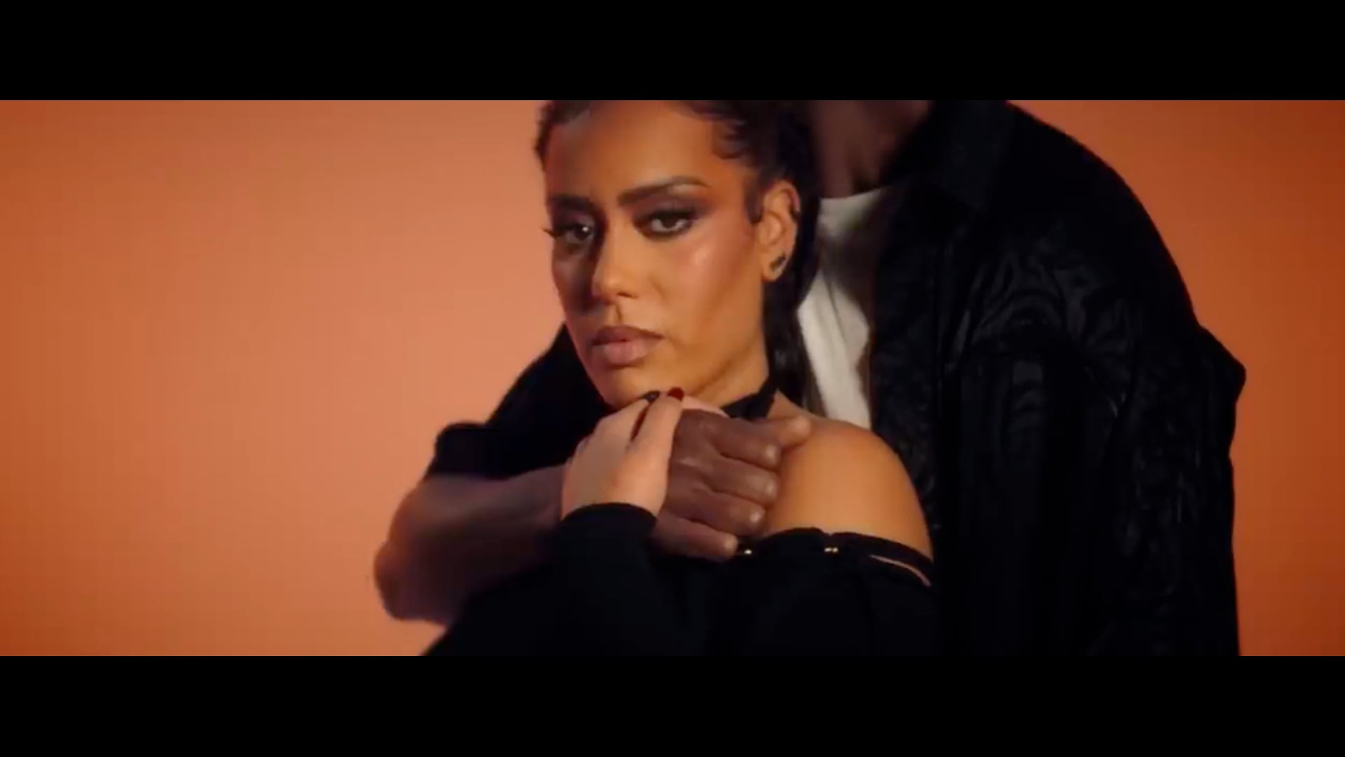 AMEL BENT x DADJU - TU L'AIMES ENCORE