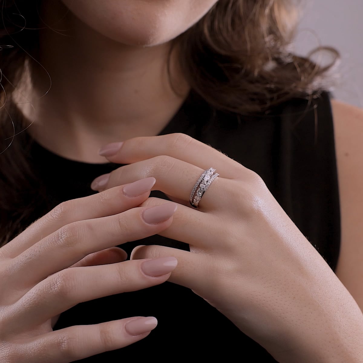 product video 2 for 1 1/4 ctw Oval and Round Lab Grown Diamond Crossover Band