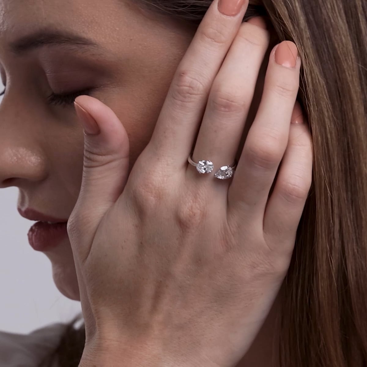 product video 2 for 1 1/2 Toi Et Moi Pear and Oval Ring