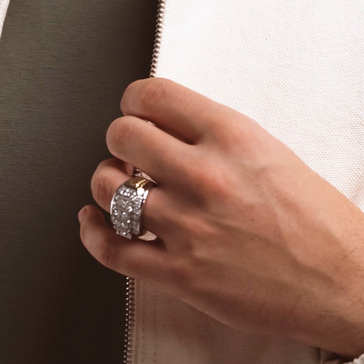 product video 2 for 3 ctw Round Lab Grown Diamond Men's Floating Bar Wedding Band