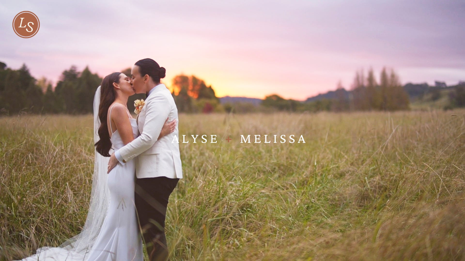 Alyse & Melissa - The Stables, Bendooely Estate, Berrima NSW