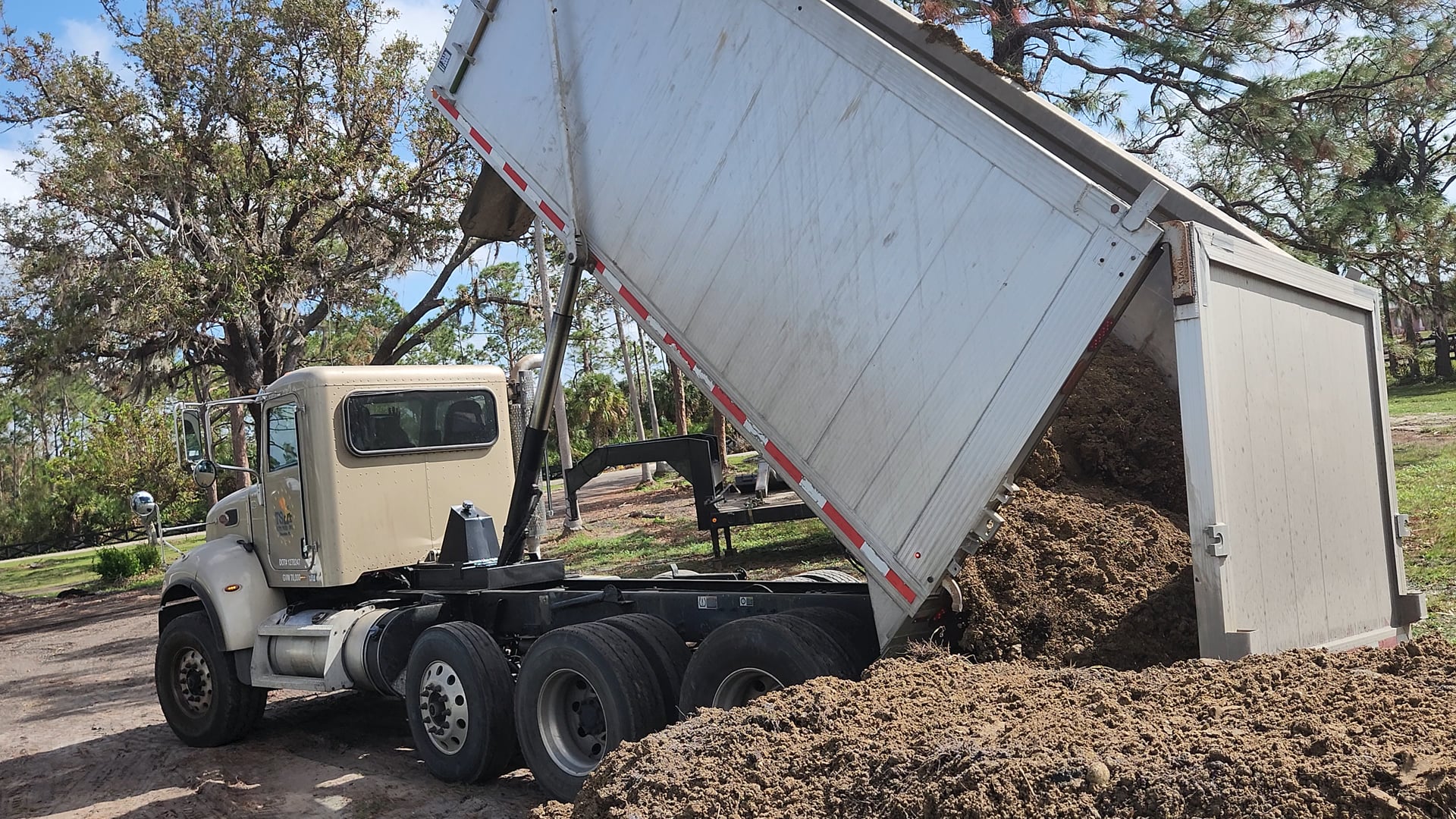 Find top quality fill dirt near me