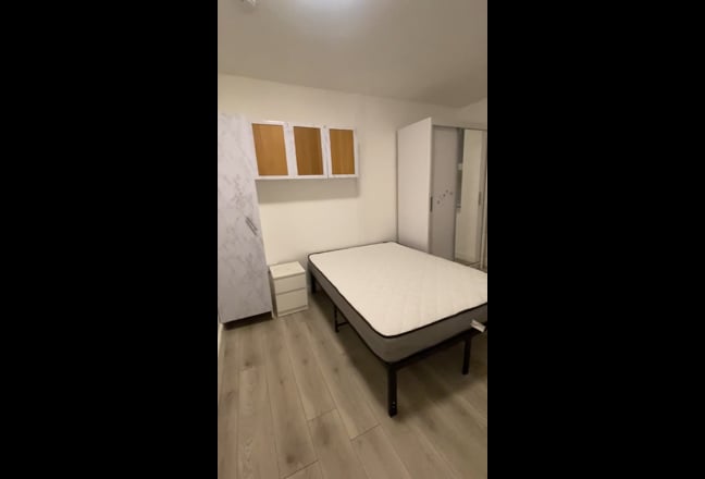 3 bedrooms for rent in Tottenham Hale  Main Photo