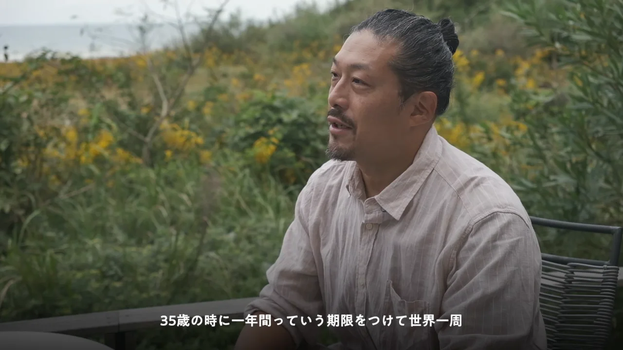 選ぶ」を映す。蔦屋書店のコンシェルジュとつくるプロモーション映像