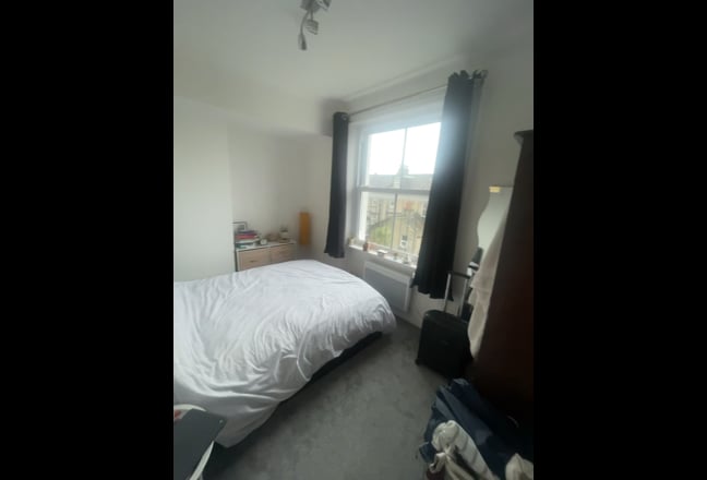 Flat Share: 1 Double Bedroom for Rent, Hove Main Photo