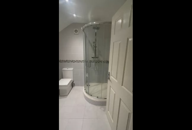 Two Rooms with Bathroom Available! Main Photo