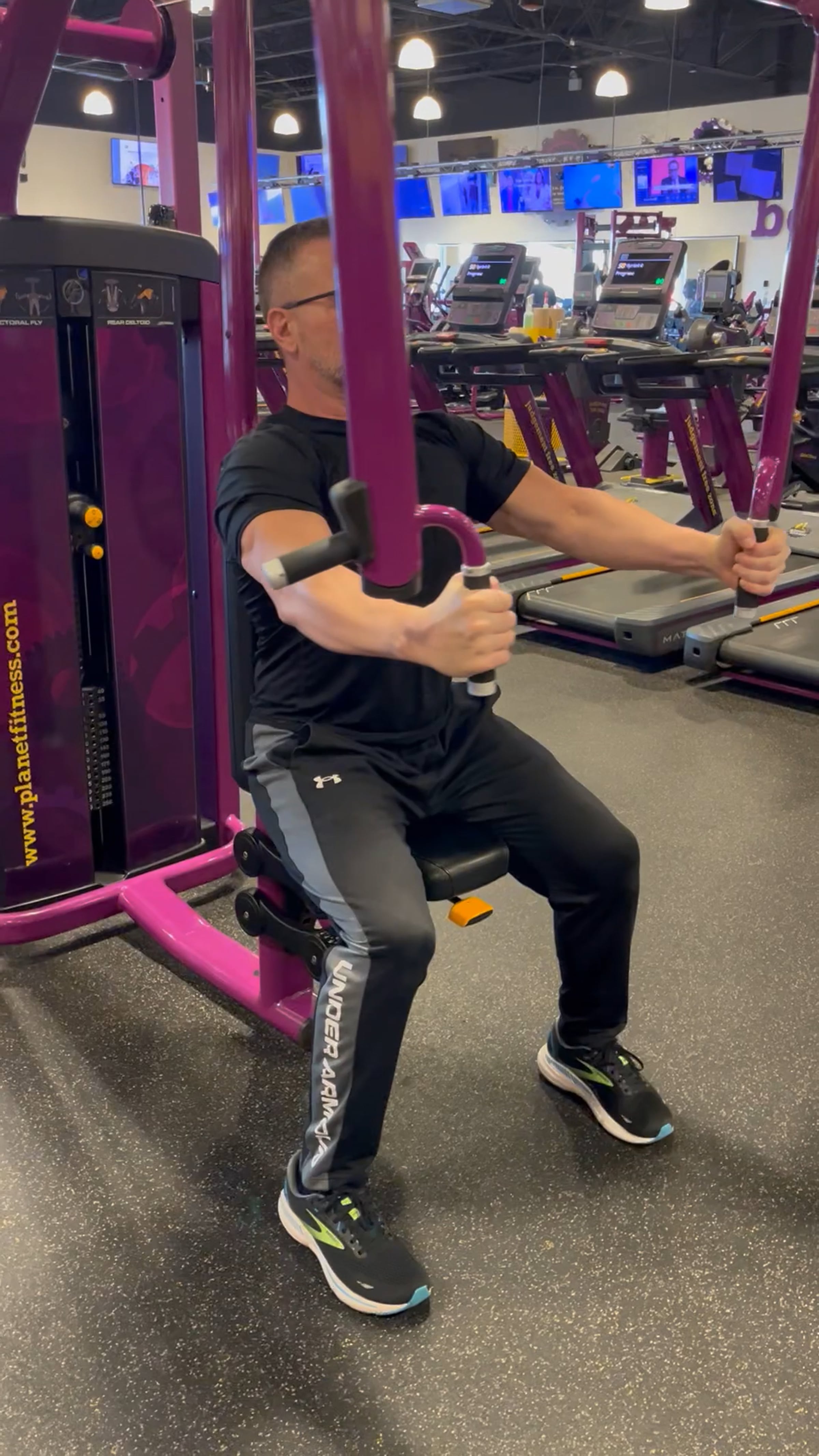 Chest Fly Machine
