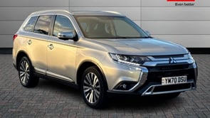 MITSUBISHI OUTLANDER 2020 (70)