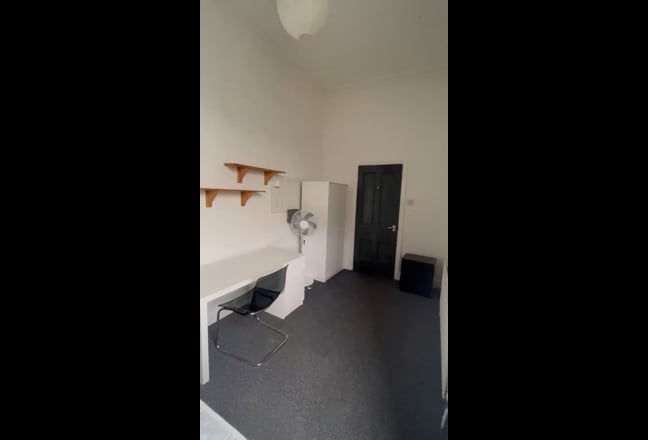 **Jan Rent Paid** Urgent Tenancy Takeover  Main Photo