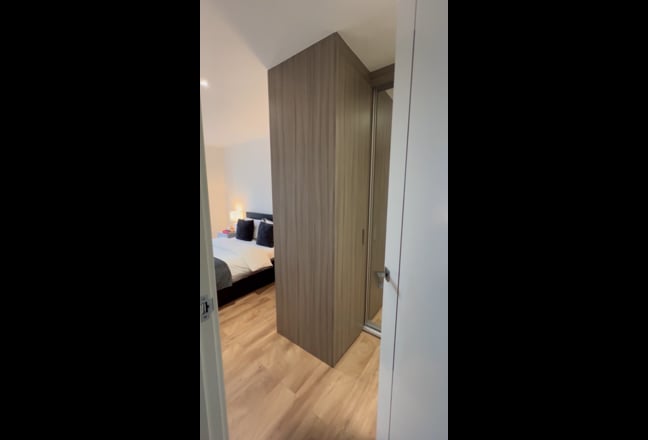 Modern Riverside Double Beds|Woolwich| Bills Incl. Main Photo