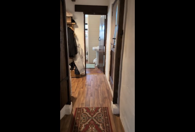 Video 1: Rear garden & decking area