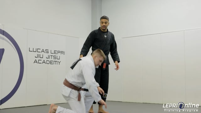 Clock Choke when Opponent is in Turtle Position