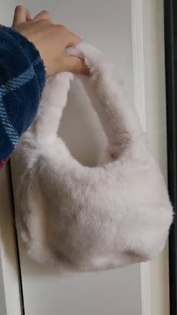 MOLLIOLLI☆KEETY Point Eco Fur Mini Bag Designer fashion, Seoul-fully created | W Concept