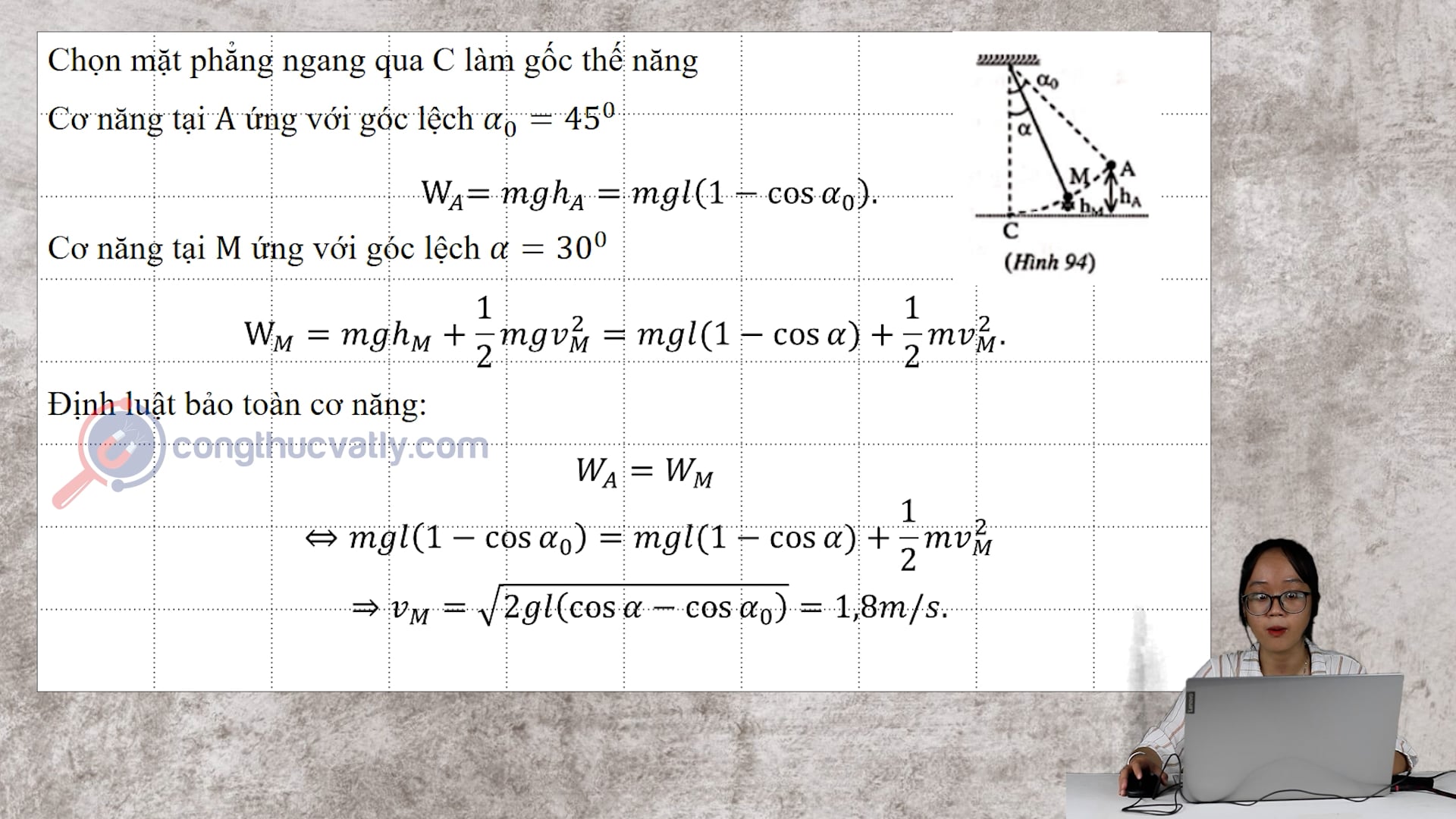 Một con lắc đơn có độ dài 1 m, vật nhỏ m = 100 g. Kéo vật nhỏ hợp với phương thẳng đứng một góc 45 độ rồi thả nhẹ.