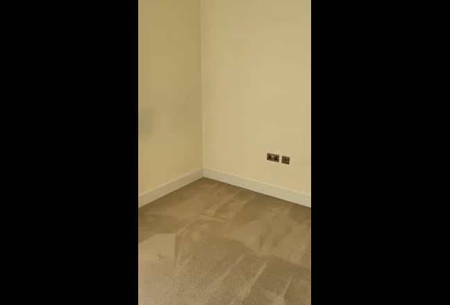 Double room in new build Battersea  Main Photo