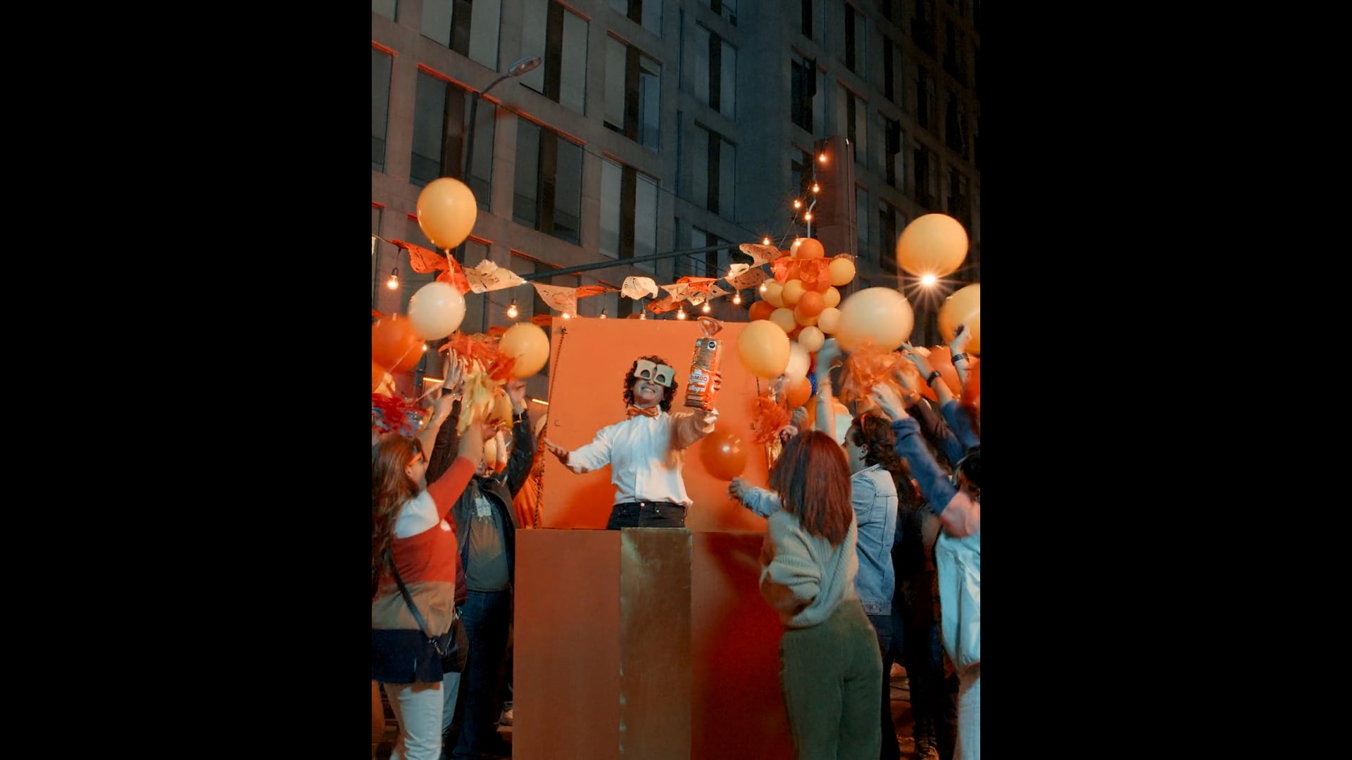 Un Regalo Más - Bimbo