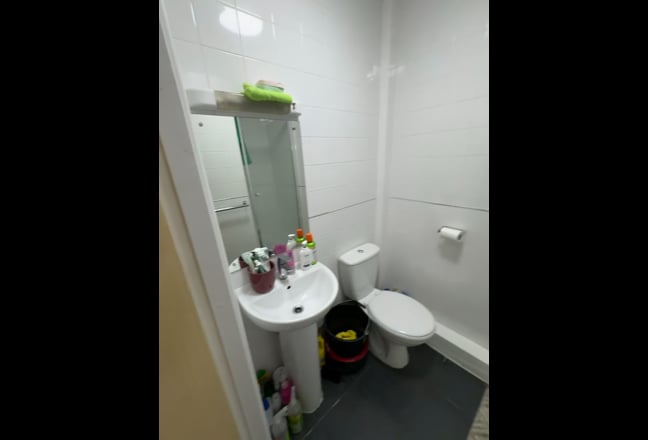 Premium flat at Lawson halls Main Photo