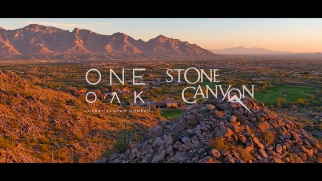 deVine Voices English with Native Neutral North American accent Male Voiceover One Oak Commercial