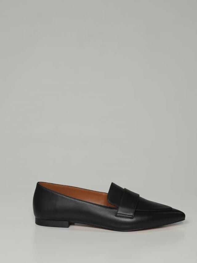 MAXINE / Black