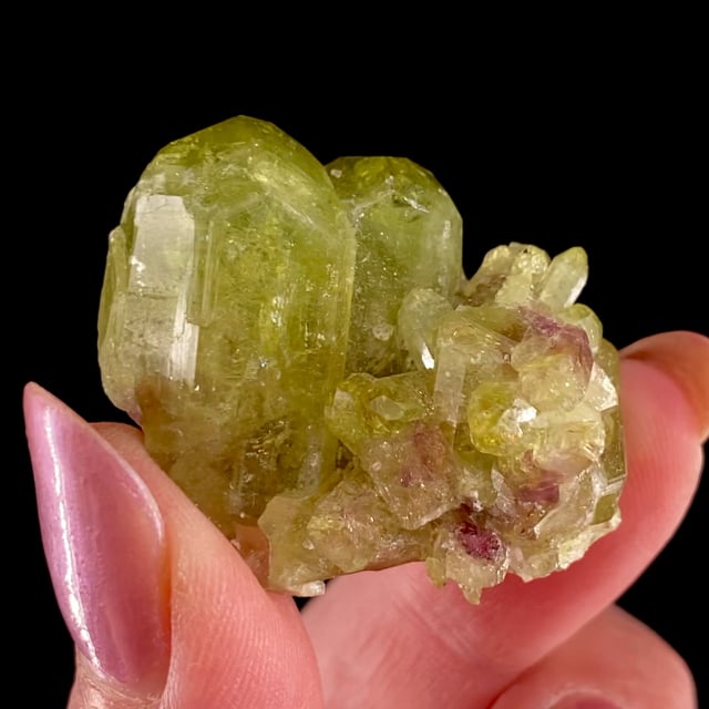 Vesuvianite (classic material)