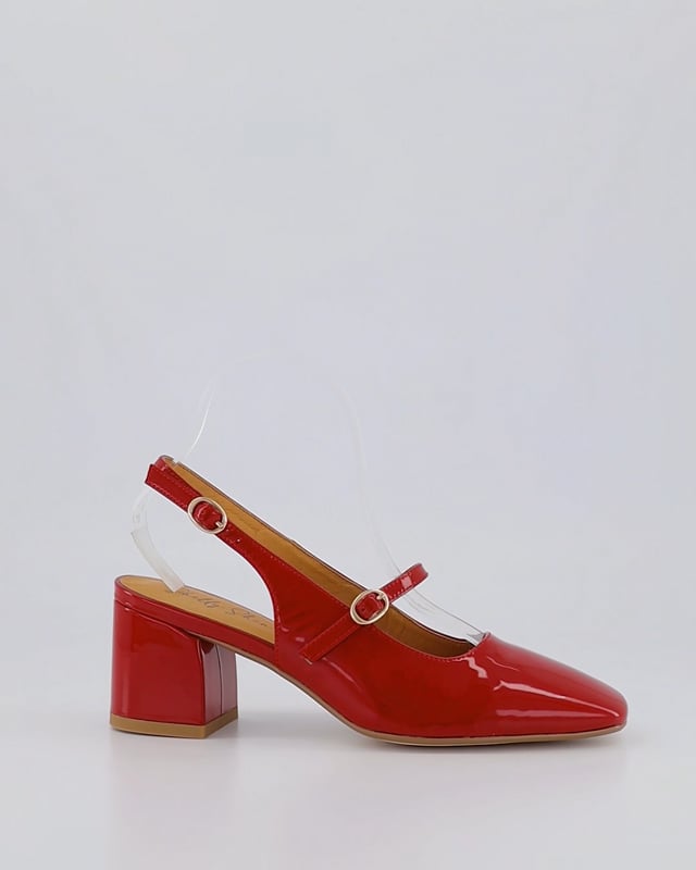 BOSSY / DK Red Patent Leather