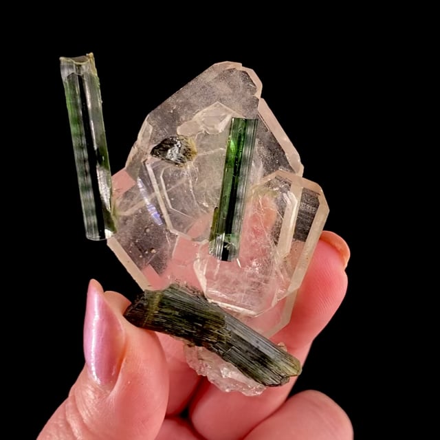 Tourmaline on Quartz