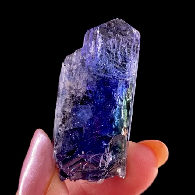 Zoisite var: Tanzanite