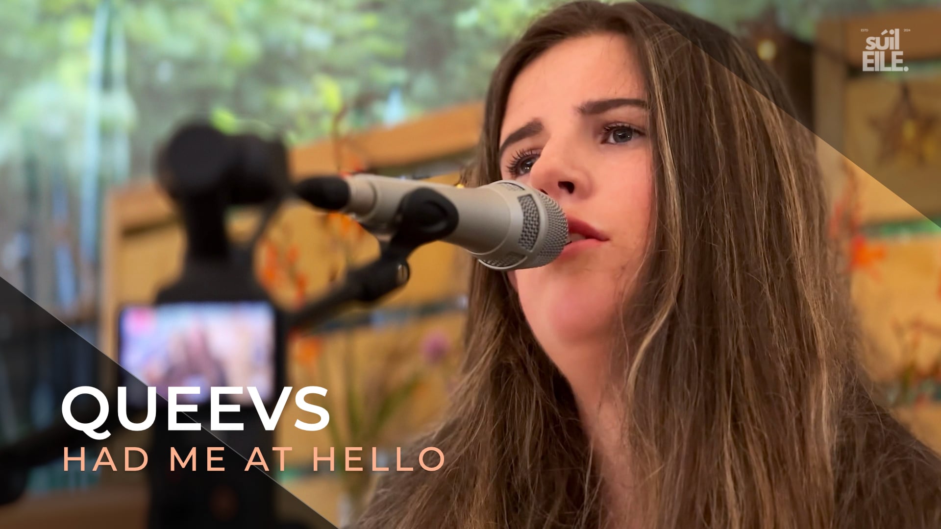 Queevs - Had me at Hello
