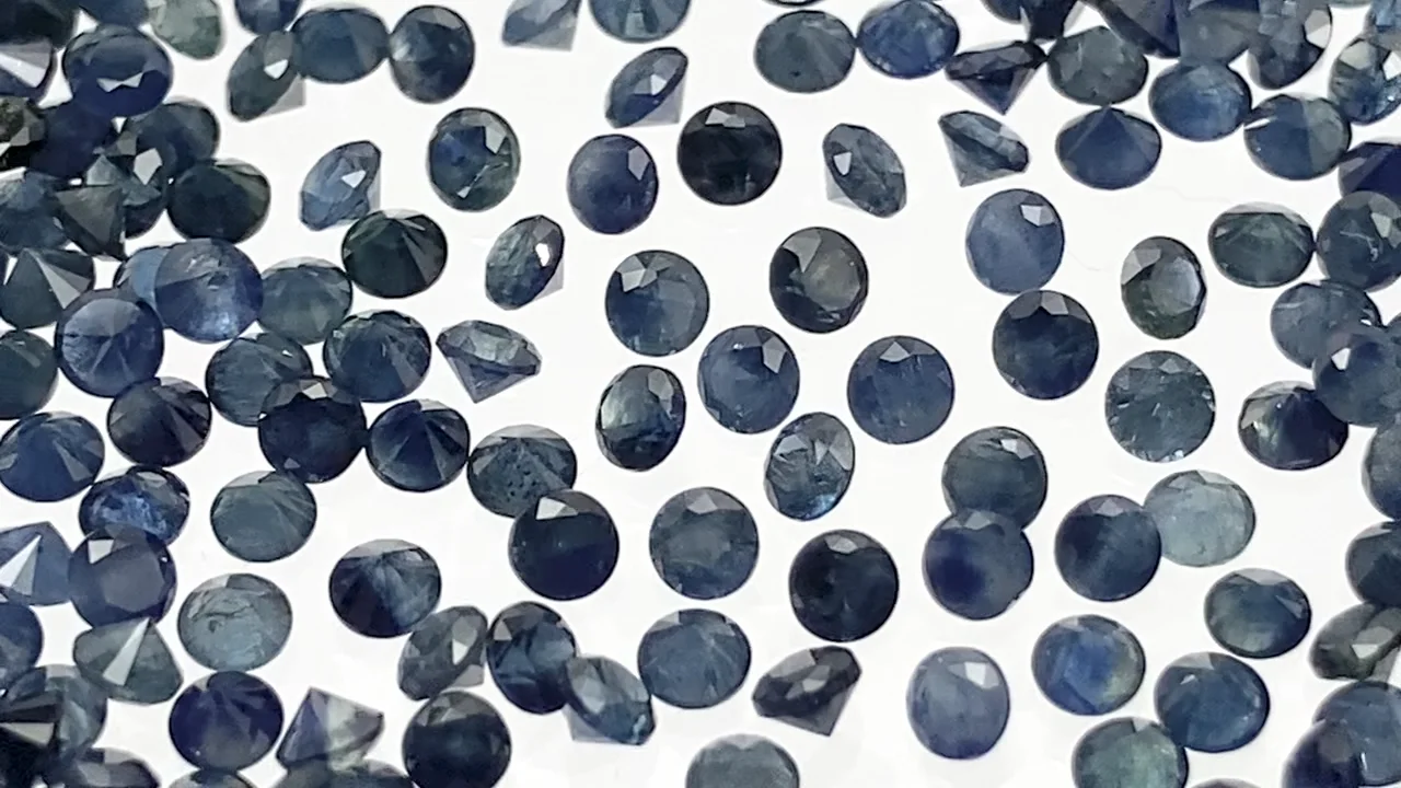 サファイア ラウンドファセットカット（ルース・裸石）2×2mm 20粒