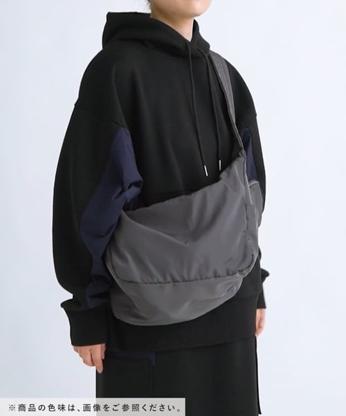 もんち LEPSIM（レプシィム）の「ポーチ付きショルダーバッグ 290373