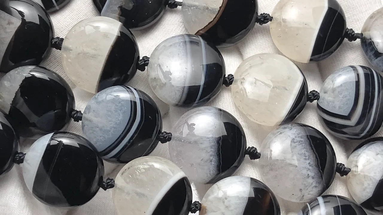 ブラックアゲート×クォーツ コイン18×18mm 半連/1連｜天然石ビーズの卸