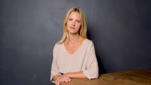 Gig porno jinsiy ong s ustida bir strip bar