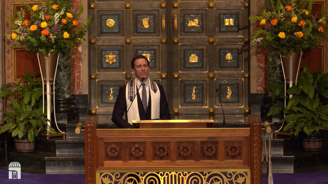 Rabbi Spratt Leads Us Into Erev Shabbat • Erev Shabbat 01/17/25
