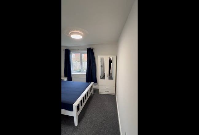 Ensuite Double Rooms Available MK14 Main Photo