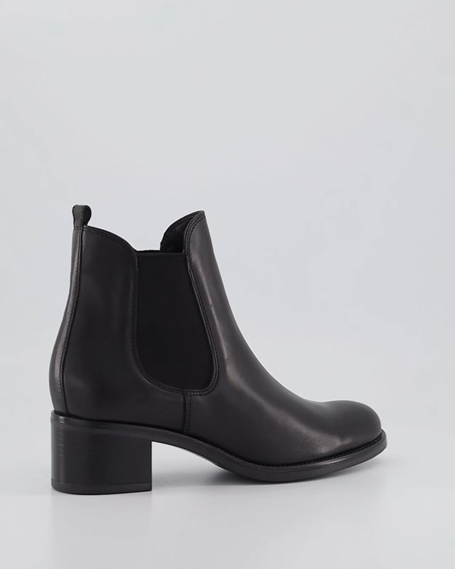SNAPE / Black