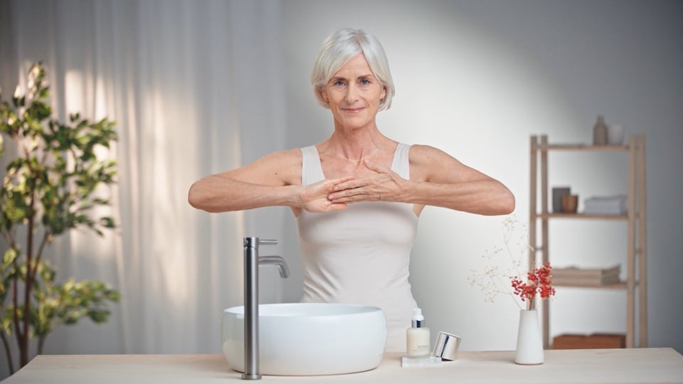 Kanebo — Cellular Performance product video