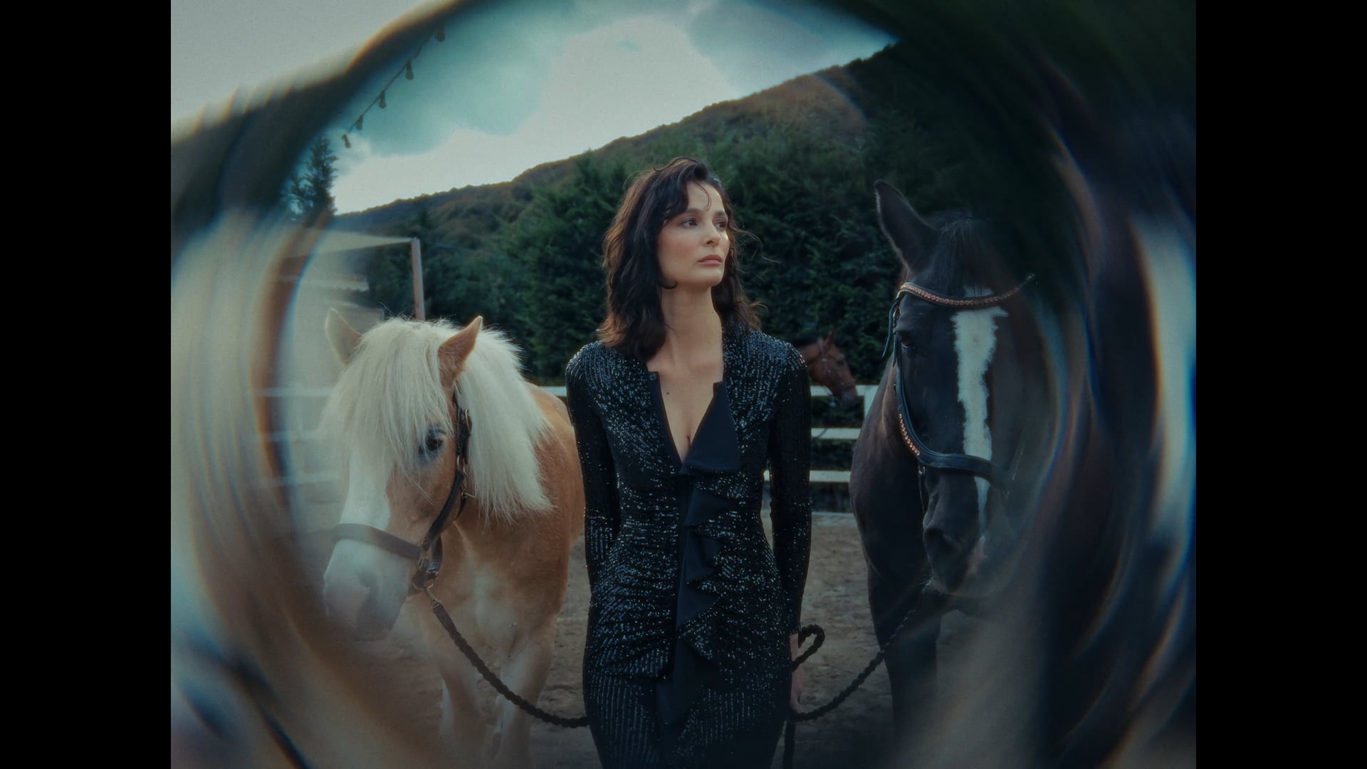 Magnet Quarterly X Büşra Develi