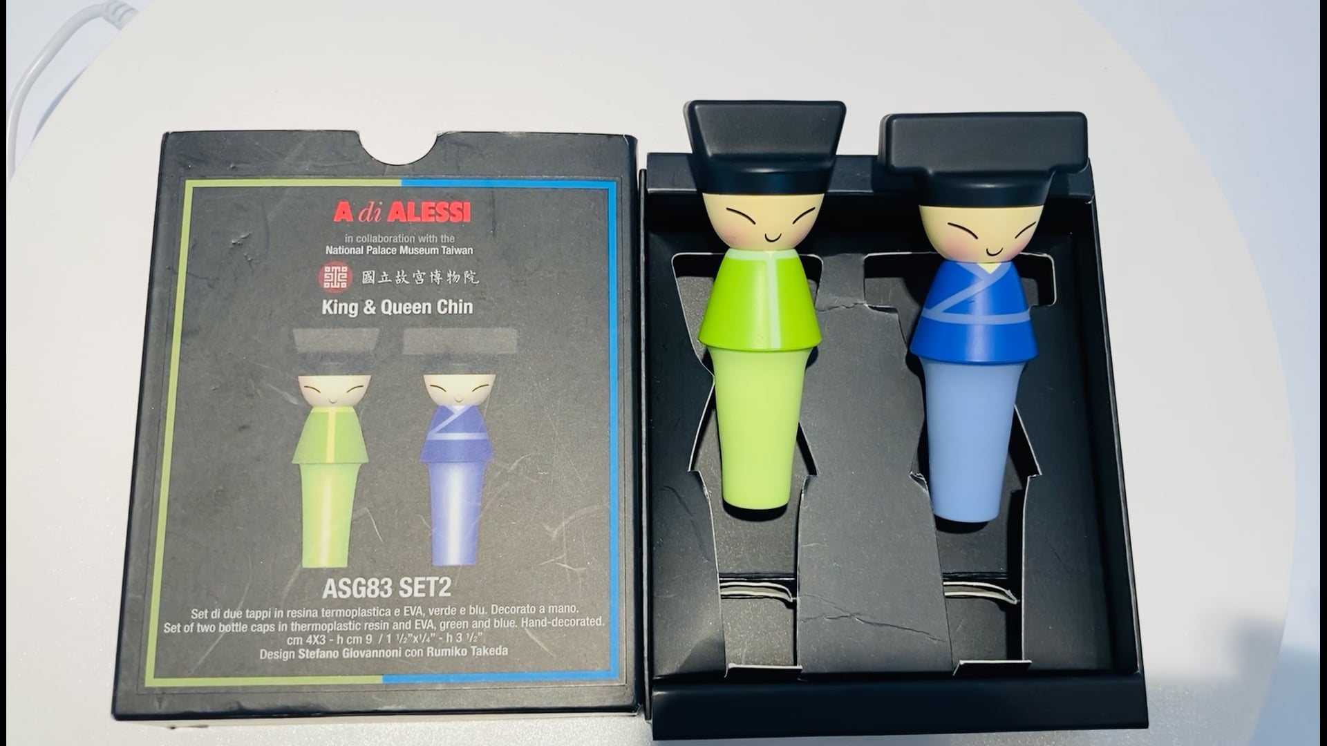 A di Alessi King and Queen Chin set of 2 Bottle Stops in Blue and