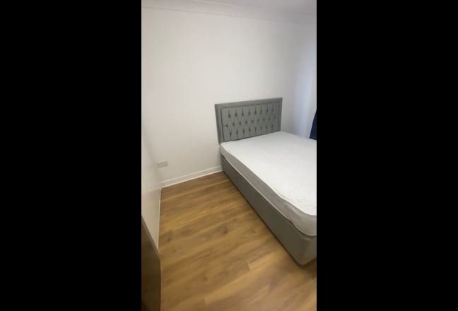 Big Double Room Available in North Harrow Main Photo