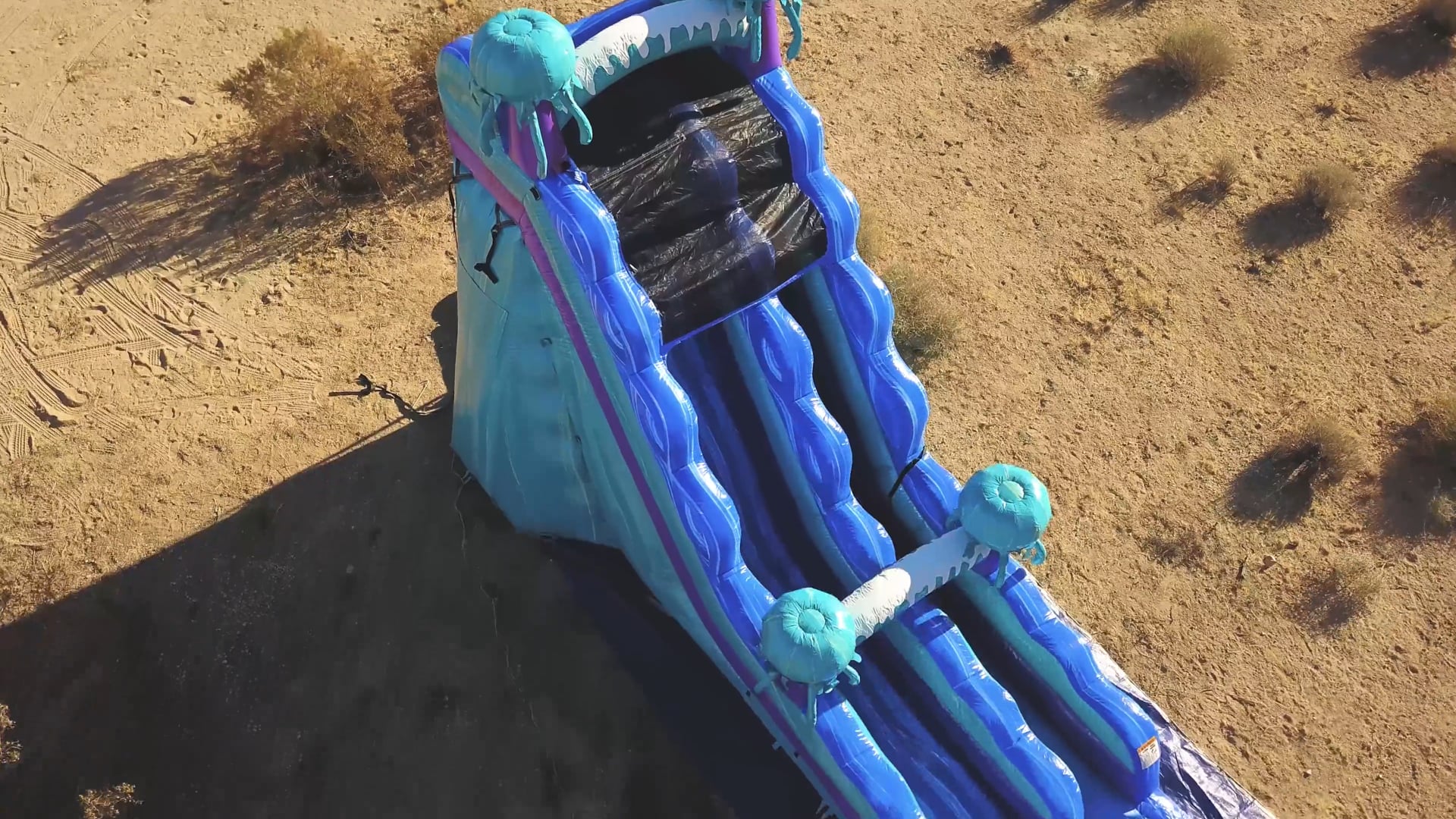 JumpOrange: Premium Inflatables Built for Fun