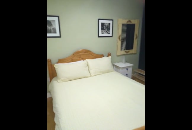 Double room to let in modern flat - all bills incl Main Photo