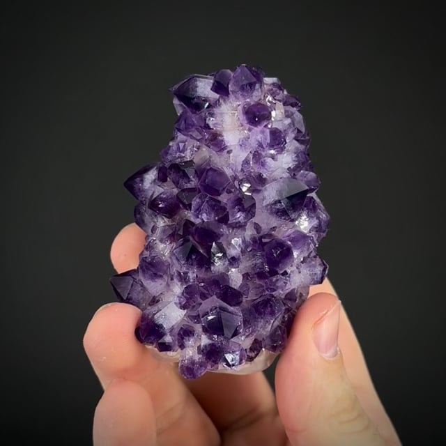 Quartz var. Amethyst (cast after calcite)