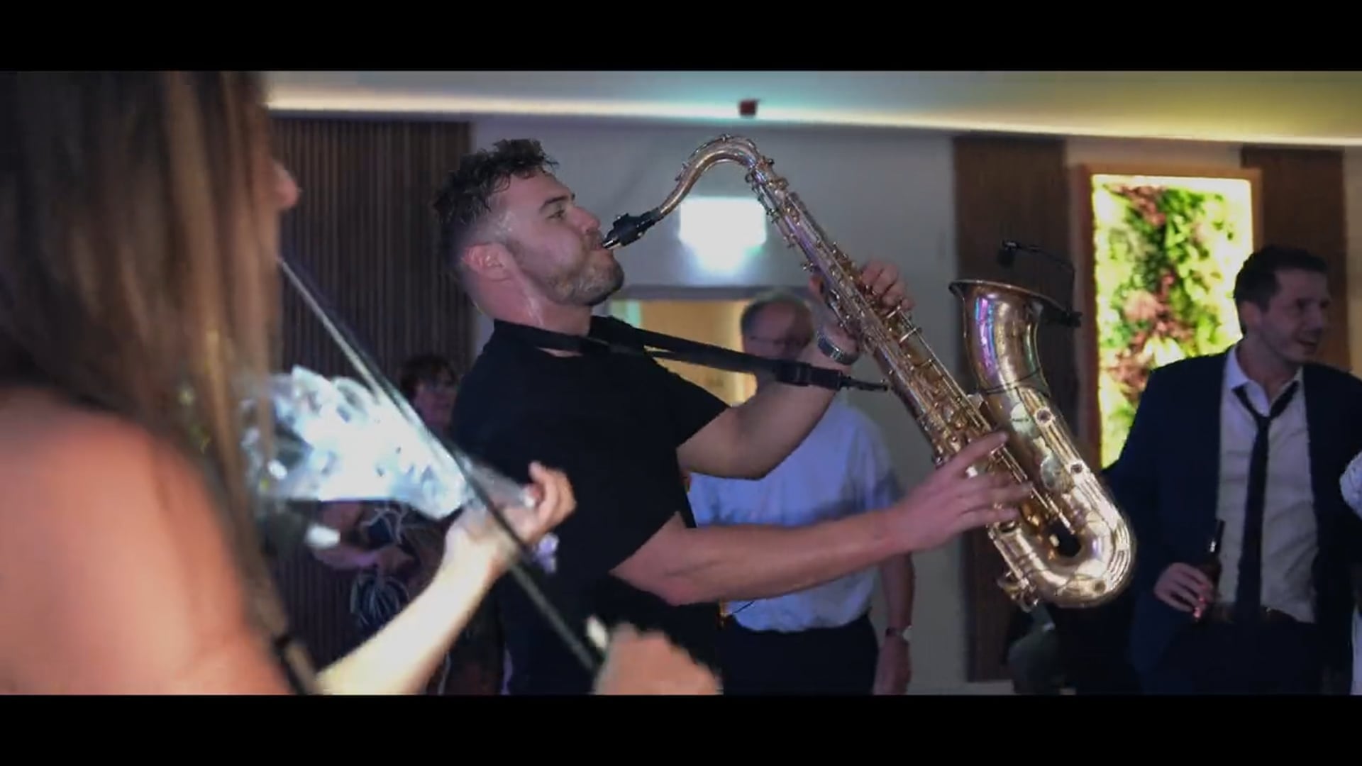 Ads On Sax - Sax & Violin