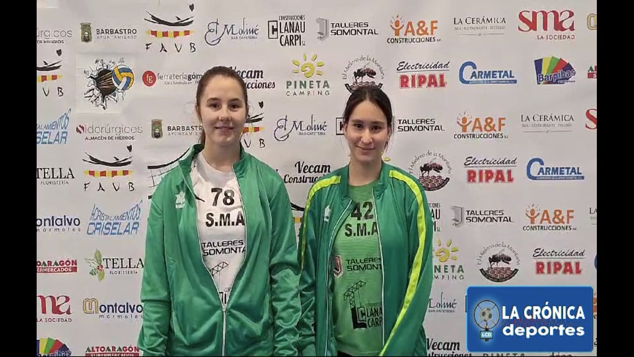 HILDA, SARAY, FERNANDO Y TOÑO (Jugadoras y Entrenadores Equipo Voleibol Femenino SMA Barbastro) SMA 3-0 CV Calatayud.