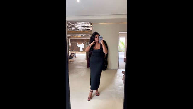 Vestido Midi Stella - Preto