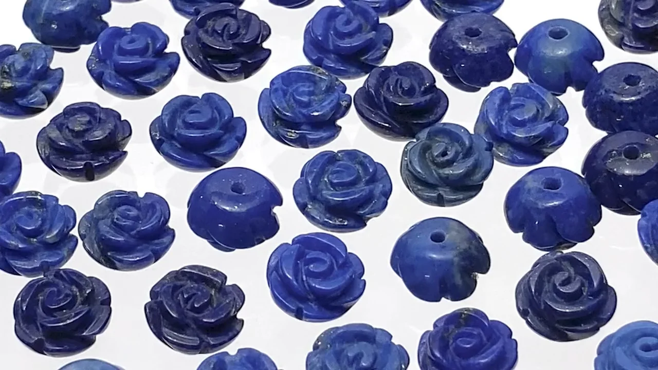 稀少色　ラピスラズリ　高級薔薇彫りパーツ ラピスラズリ 薔薇8mm 【片穴】 4個｜天然石ビーズの卸問屋・通販