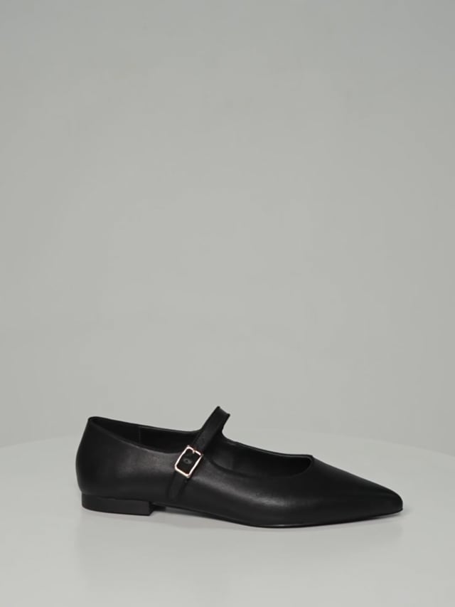 MERRICK / Black