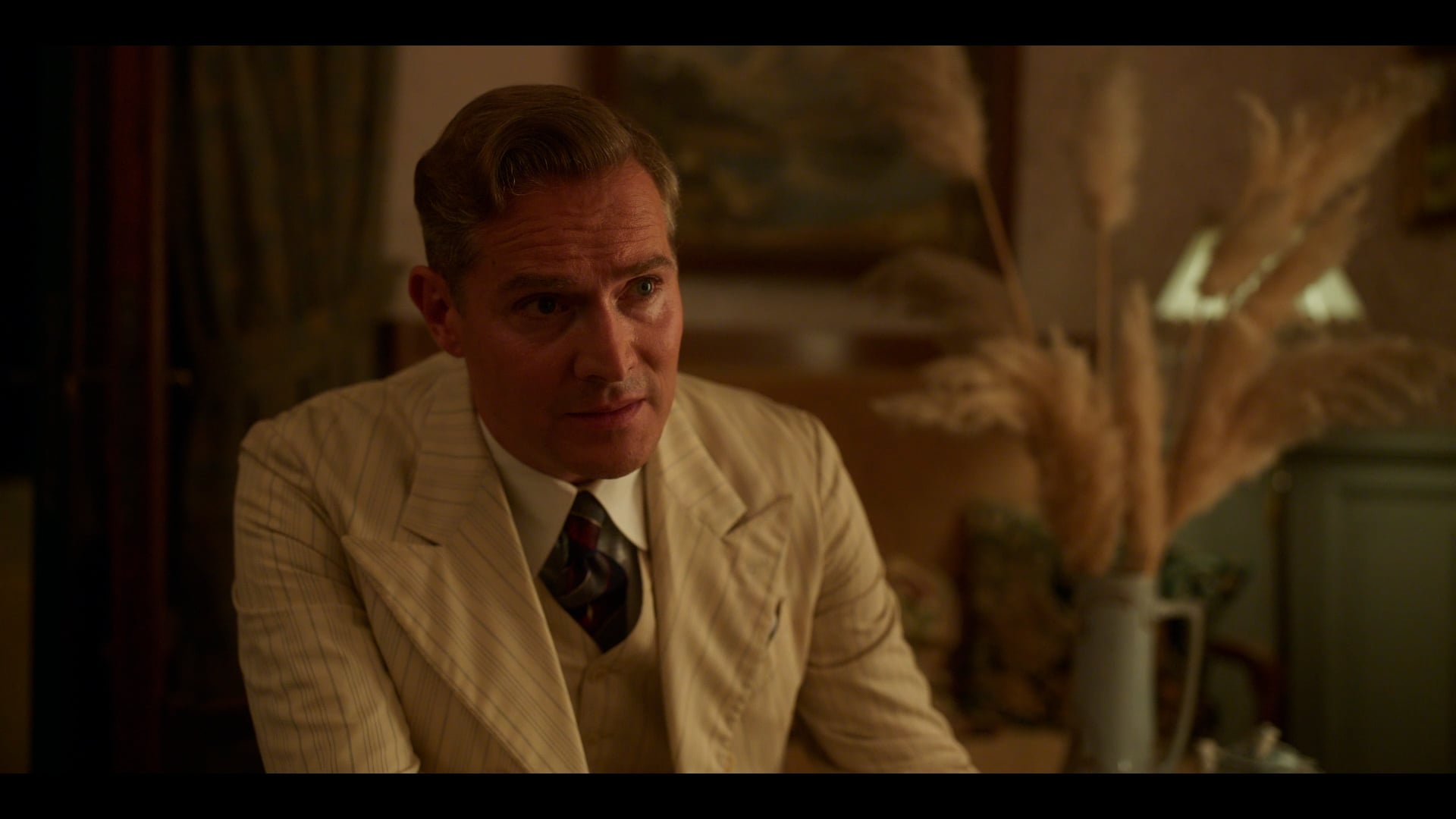 'Hotel Portofino' - select scene 'CECIL AND BELLA'