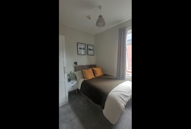 Luxurious double bedroom with private en-suite Main Photo