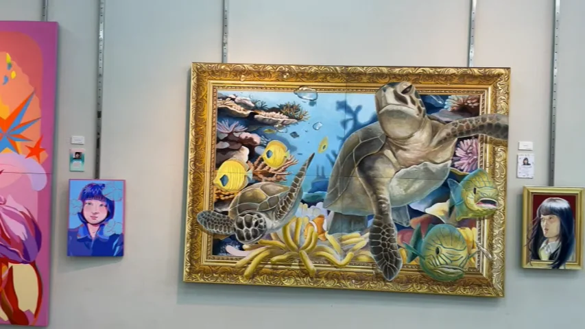 感謝と努力のアートが集結「美術デザイン科卒業制作展」 – 作新学院